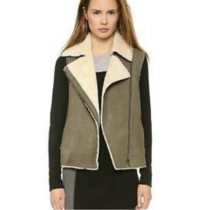 Vince suede and sherpa vest - size small